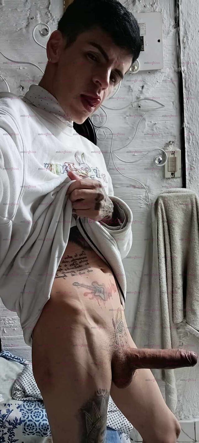 FOTOS DE FLACO ACTIVO MORBOSO TATUADO VENDO CONTENIDO CASERO Y VIDEO LLAMADAS