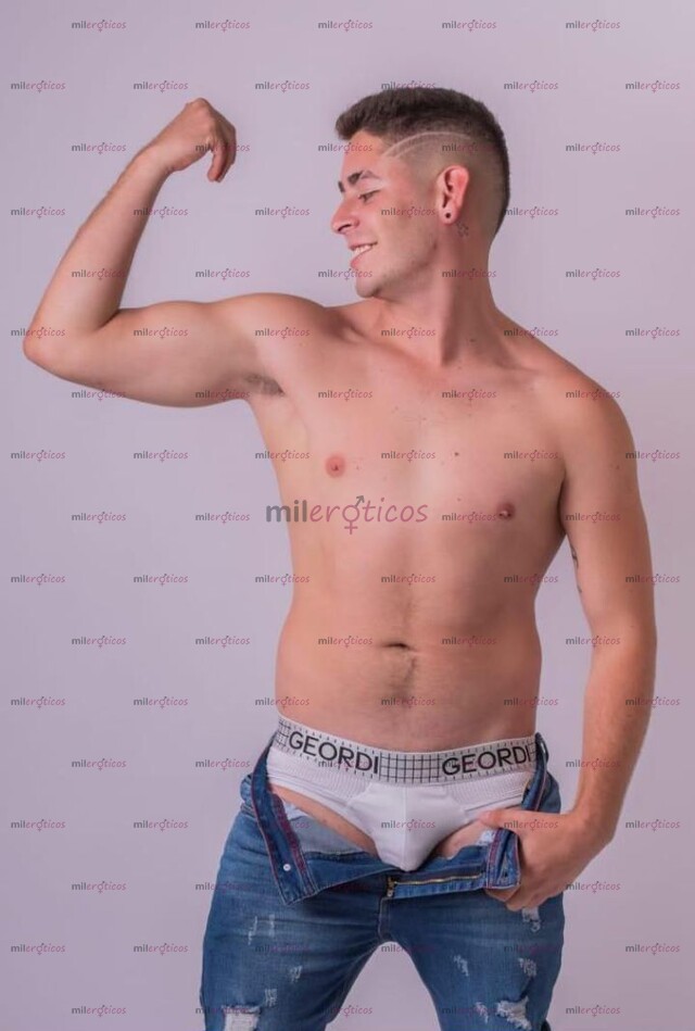 FOTOS DE COLOMBIANO VERGÓN DISPUESTO A COMPLACERTE