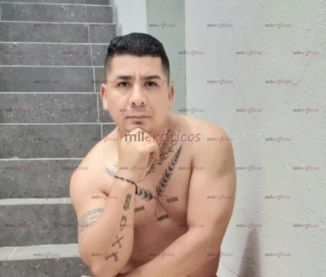 FOTOS DE SALVADOREÑO MORENO OFRESCO MASAJE EROTICOS PARA RELAJARTE AL MAXIMO
