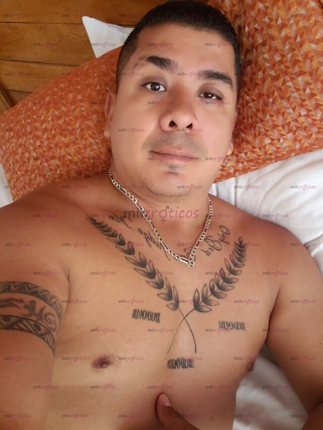 FOTOS DE SALVADOREÑO MORENO OFRESCO MASAJE EROTICOS PARA RELAJARTE AL MAXIMO