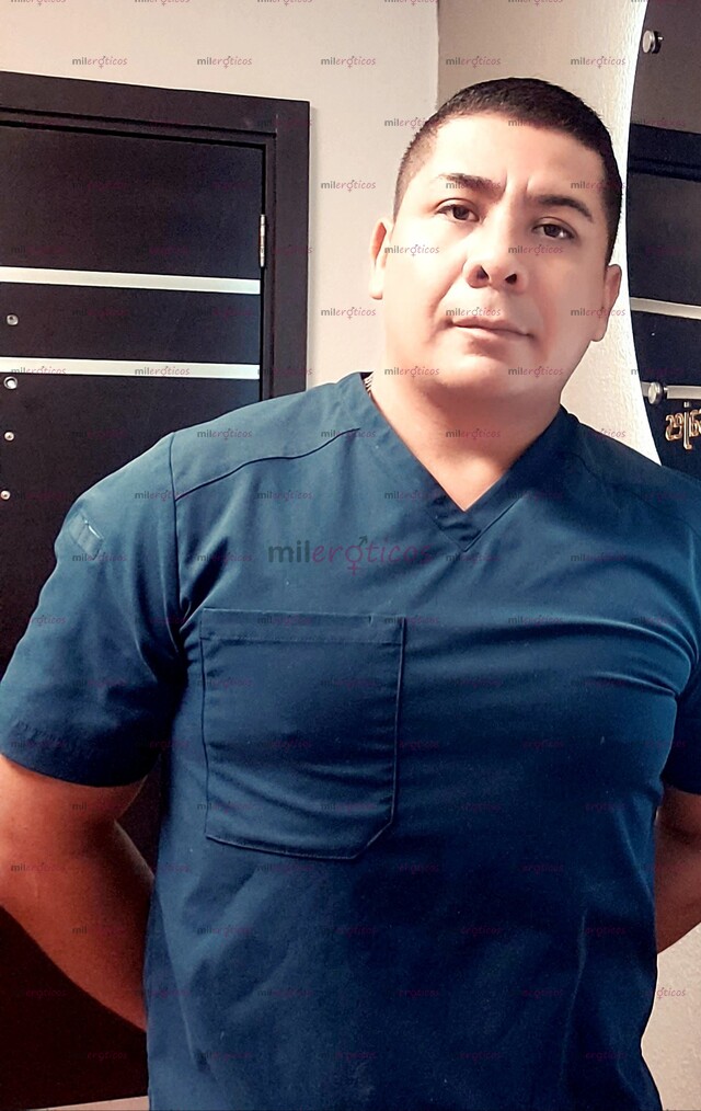 FOTOS DE SALVADOREÑO MORENO OFRESCO MASAJE EROTICOS PARA RELAJARTE AL MAXIMO