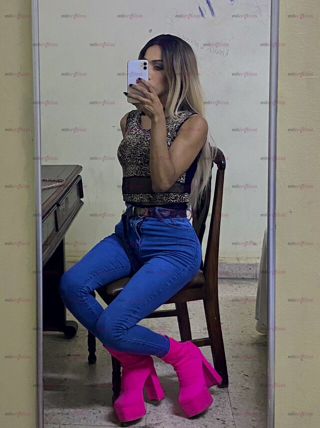 FOTOS DE LA DIABLITA A ESCAPADO PARA PORTARSE MAL, ME AYUDAS?