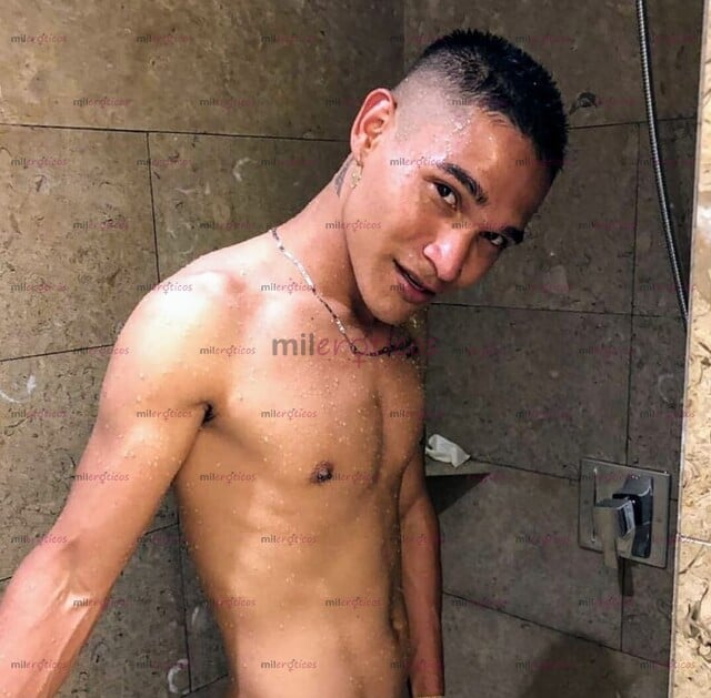FOTOS DE VERGON LECHERO AGUANTADOR REAL... ATIENDO PAREJAS TRIOS FETICHES