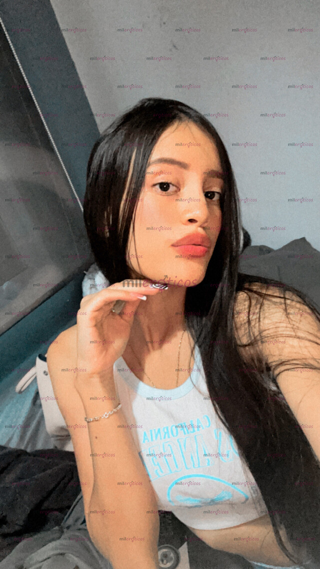 FOTOS DE COLOMBIANA DULCE Y SEXY PARA TU DISFRUTE, QUIERES PROBARME PAPI? ESCRÍBEME