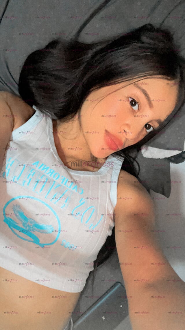 FOTOS DE COLOMBIANA DULCE Y SEXY PARA TU DISFRUTE, QUIERES PROBARME PAPI? ESCRÍBEME