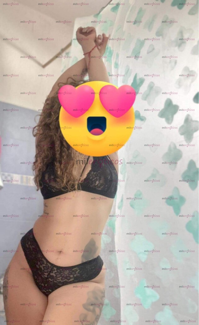 FOTOS DE PIES BONITOS. CUERPO DE TENTACIÓN ,COMPLACIENTE MUY CALIENTE!!!