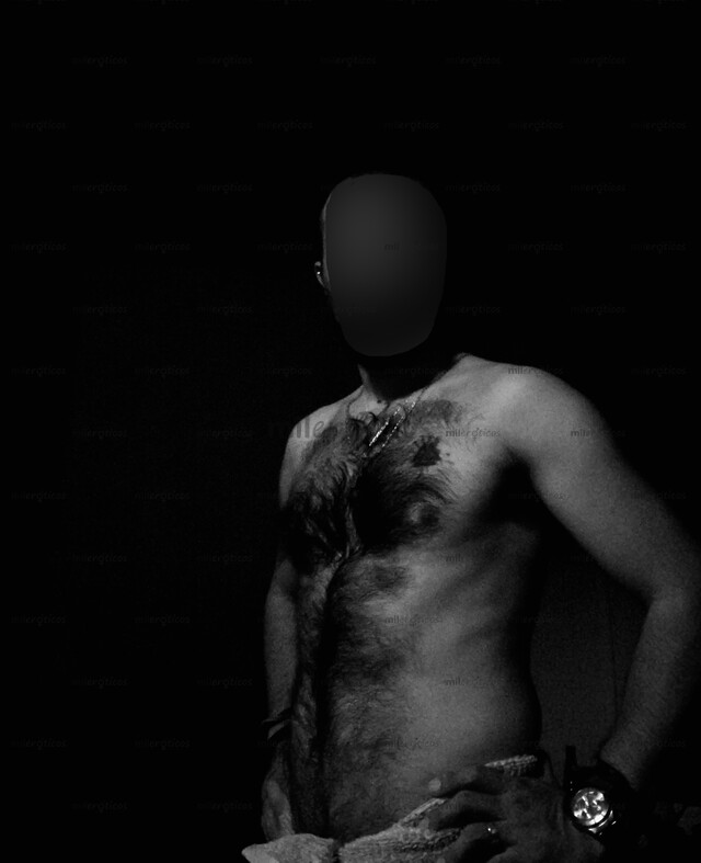 FOTOS DE HOMBRE DE COMPAÑÍA, ELOCUENTE, DISCRETO, BUEN CUERPO, SOLO MUJERES