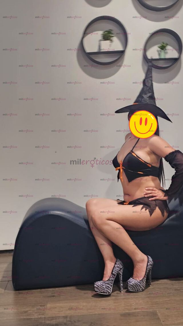 FOTOS DE CHICA UNIVERSITARIA DISPONIBLE PARA TI, CACHONDA Y SEXY