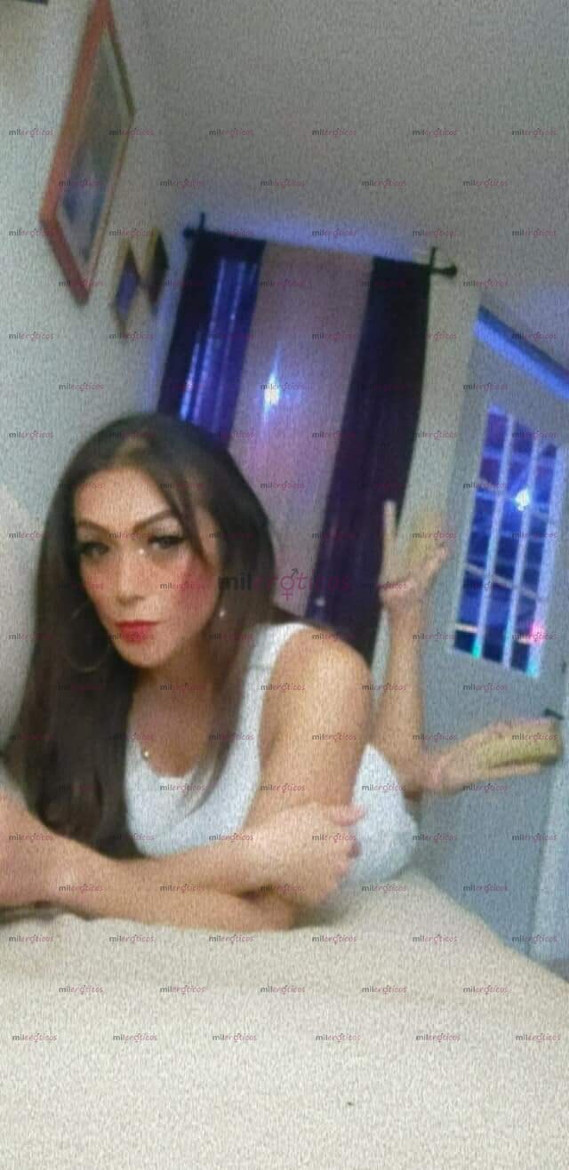 FOTOS DE NINFÓMANA Y FIESTERA! COMER VERGAS Y CULOS ES MI VOCACIÓN!