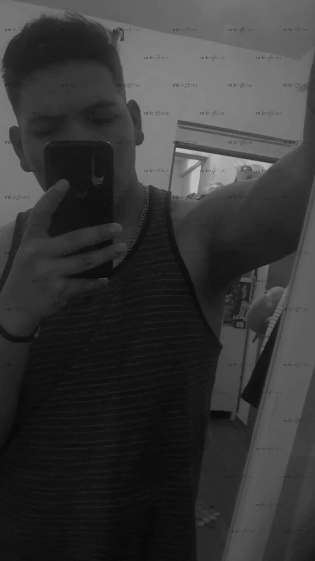 FOTOS DE CHICO SUPER CALIENTE, BUENA ONDA Y AVENTURERO.