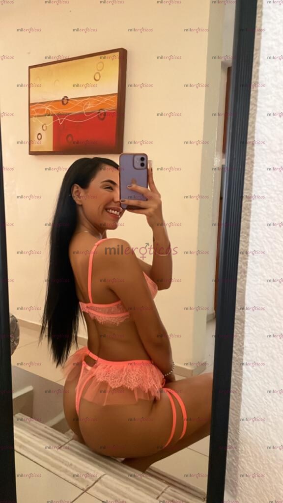 FOTOS DE VANEZZA LA PRINCESA DE OJITOS COQUETOS Y CUERPO DE BARBIE SUPER LINDA