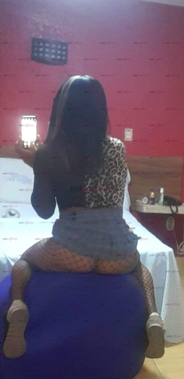 FOTOS DE FUMEMOS,BEBAMOS Y COJAMOS HOLA SOY CRISTAL UNA NENA SUPER FIESTERA Y CALIENTE