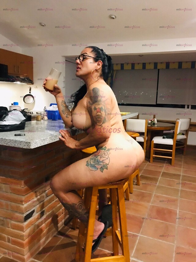 FOTOS DE MARLEN TU PUTA PROFESIONAL EXPERTA EN PRIMERÍSOS COMPLACIENTE Y MUY CALIENTE
