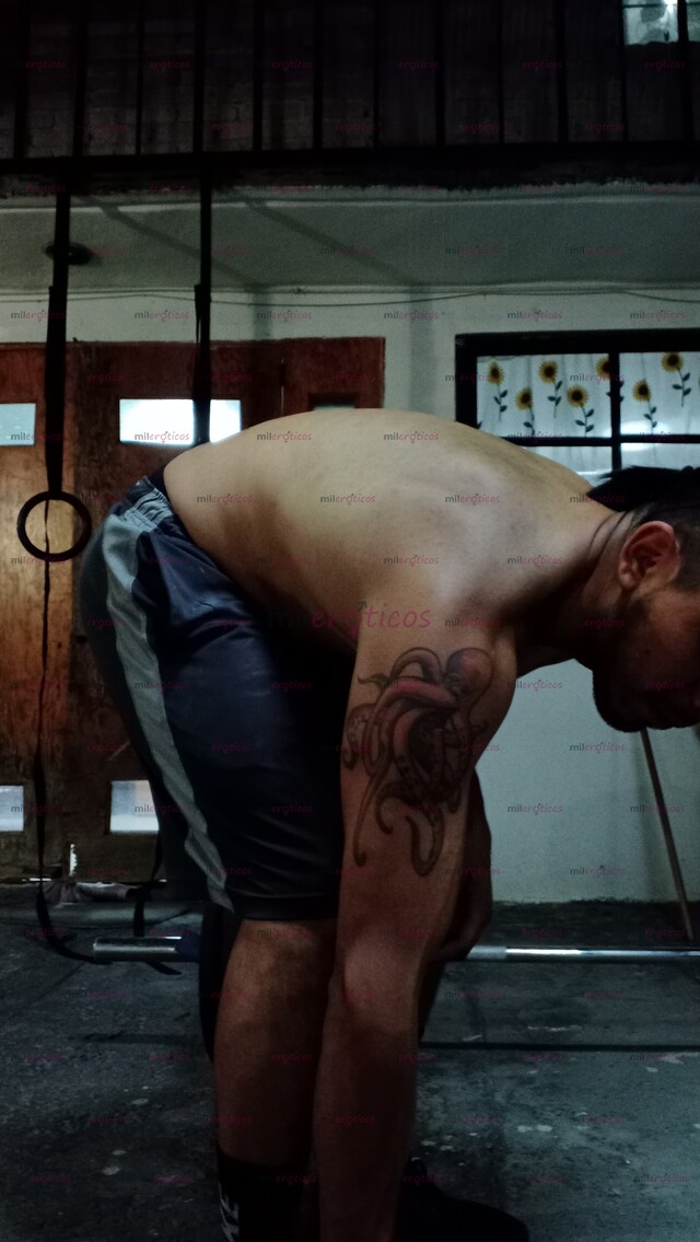 FOTOS DE SOY JOVAN. COMPLACIENTE MACHO PARA HACER LO QUE MÁS TE GUSTE. MUJERES Y TRÍOS.