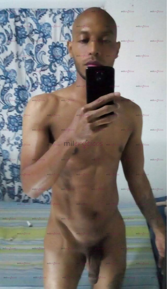 FOTOS DE DEIVIS TU NEGRO RICO VEN Y DISFRUTA DE MIS EXCELENTES SERVICIOS 22CM Y MASAJISTA