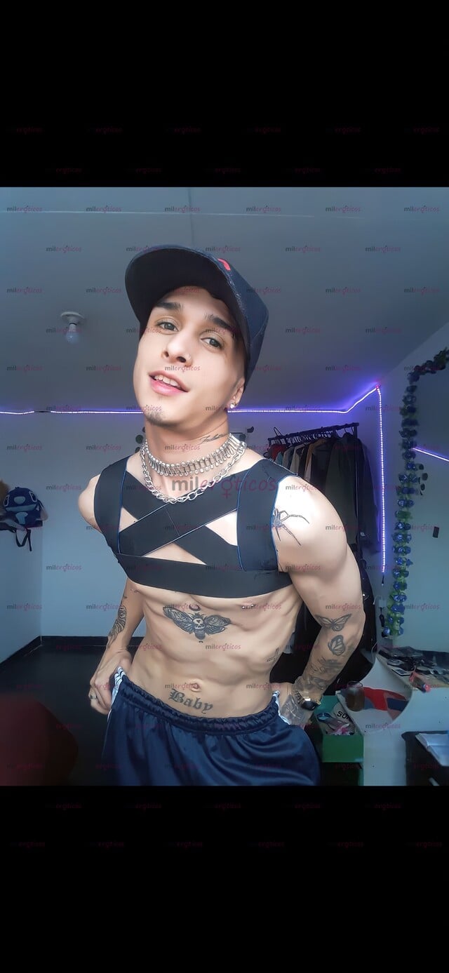 FOTOS DE POLLO TATUADO VERGON NUEVO DISPONIBLE PREPARADO CUMPLIR TUS DESEOS