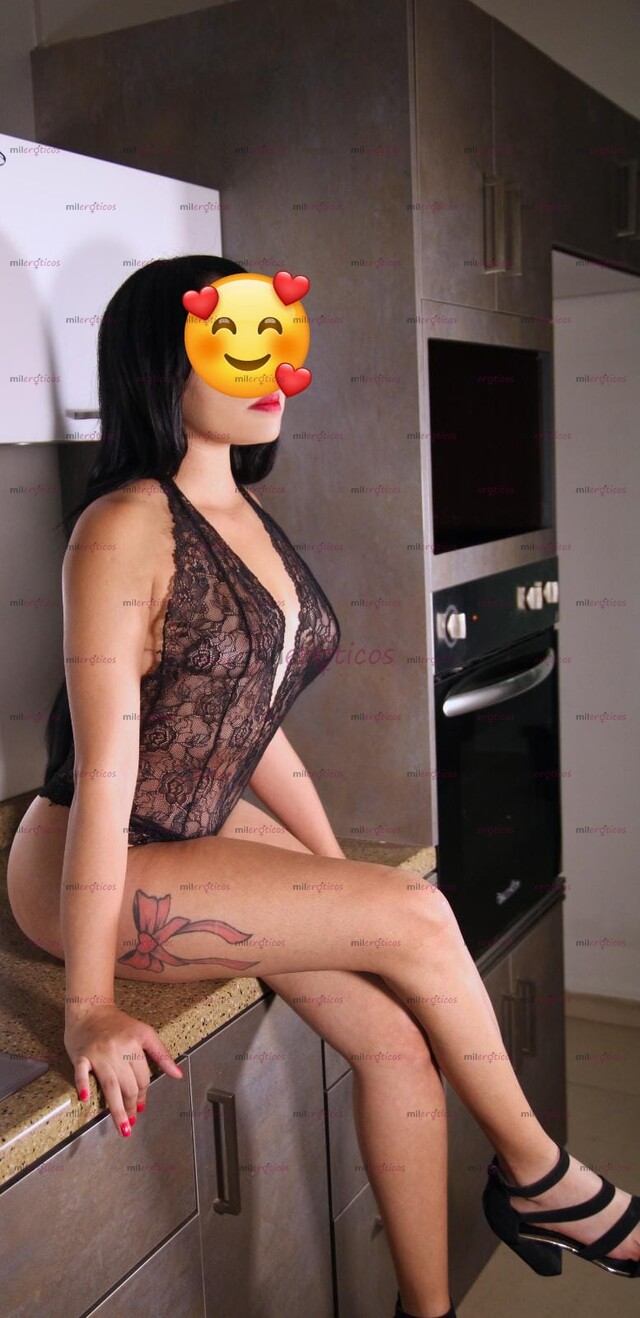 FOTOS DE HOLA SOY SOFI UNA MASAJISTA DE 20 AÑOS..VEN A PASAR UNA HORA DE VERDADERO MASAJE