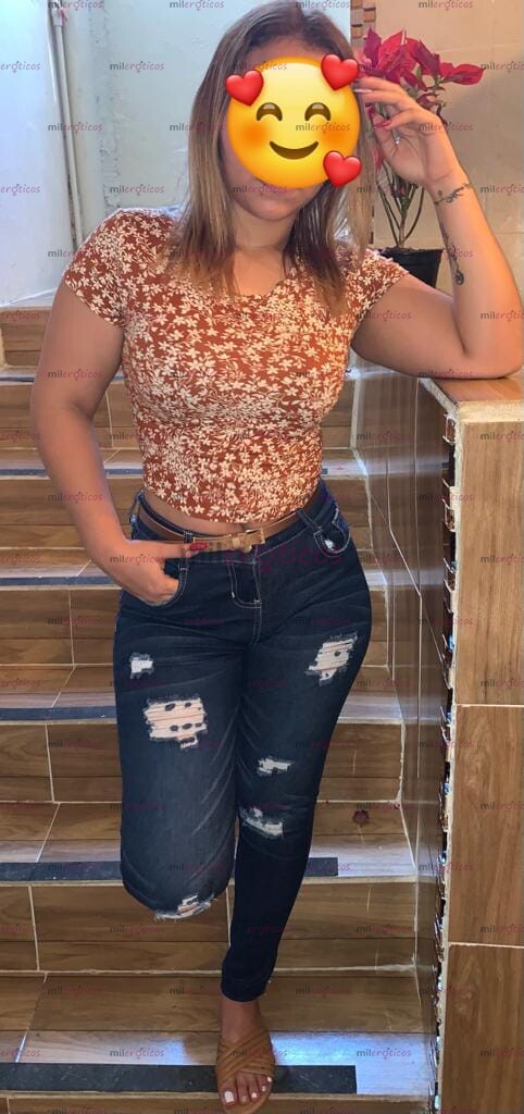 FOTOS DE SOY UNA JOVEN CHAPARRITA NALGONA CON GANAS DE SEXO