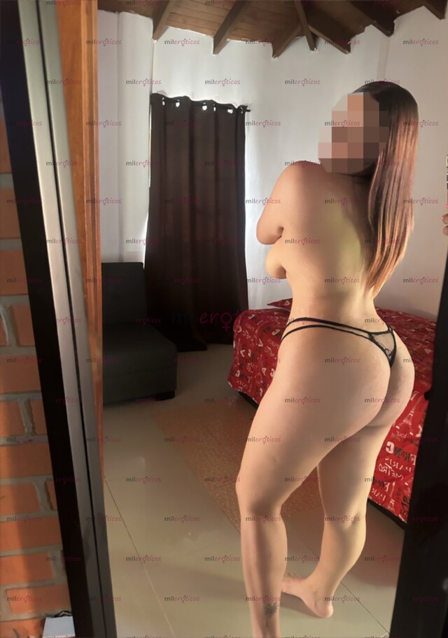FOTOS DE ANA HERMOSA Y NUEVA JOVENCITA CON EL MEJOR CULO DEL MOMENTO