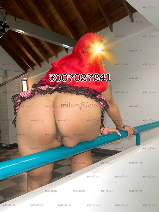 FOTOS DE HOLA CÓMO ESTÁS SE MI LOBO FEROZ QUE ME DEBORE CAPERUCITA QUIERE VERGA GEMIR