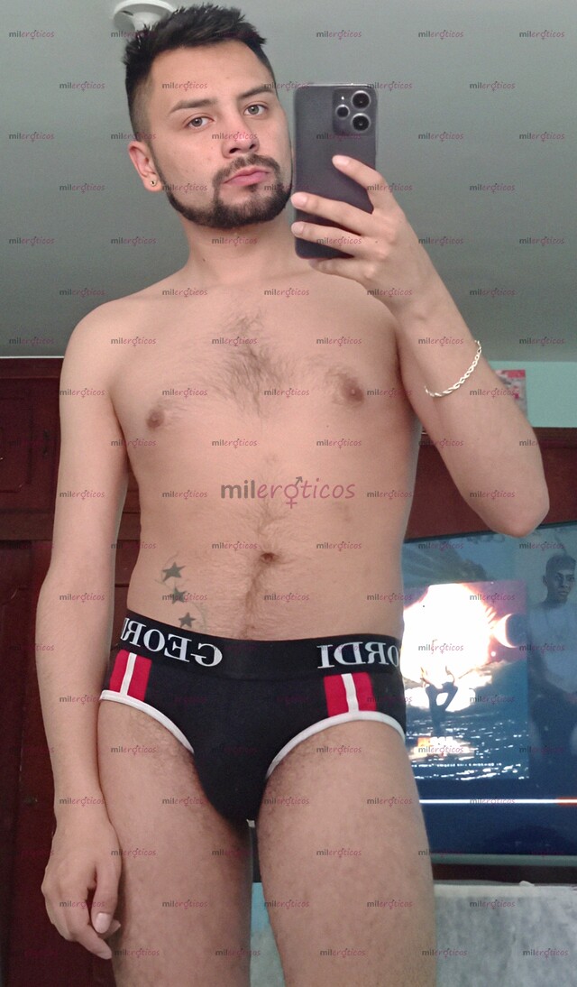 FOTOS DE HOMBRE SERIO DELGADO CON SITIO DISPONIBLE EN KENNEDY O DOMICILIOS