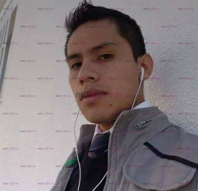 FOTOS DE HOLA.. SOY CRISTIAN UN CHICO DE 22 AÑOS VEN Y TE DOY MI RICO COLÁGENO
