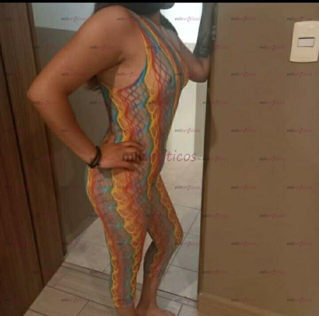 FOTOS DE HOLA ME LLAMO ADRIANA TENGO 21 AÑOS DE EDAD,ME GUSTA DIVERTIRME,DAR PLACER Y QUE