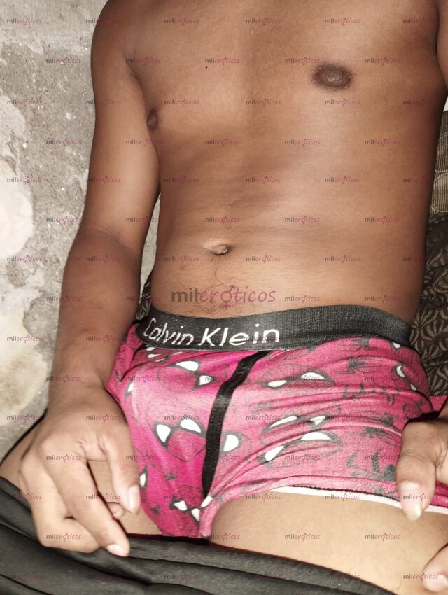 FOTOS DE CHICO JOVEN DE 20 AÑOS MUY CALIENTE LISTO PARA COMPLACERTE EN LO QUÉ NECESITES!!