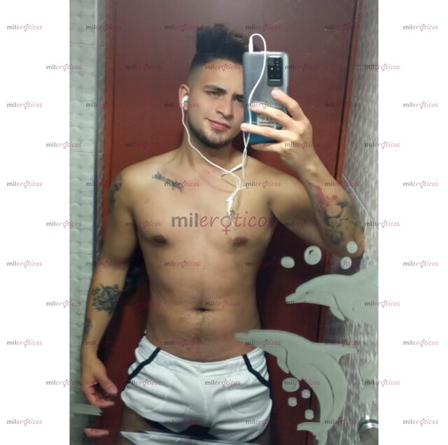 FOTOS DE JOVEN SERIO, TATUADO Y COMPLACIENTE! CON SITIO EN CIUDAD VERDE.