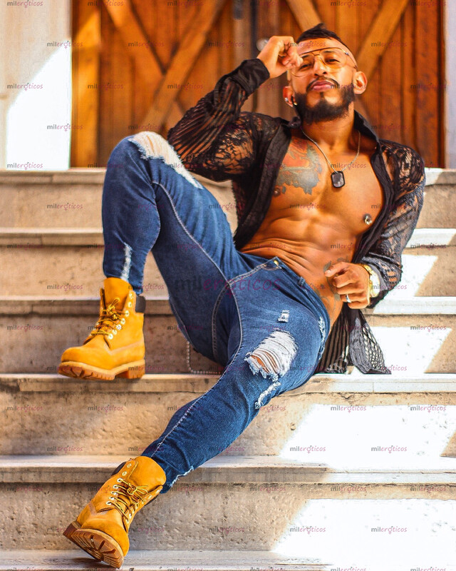 FOTOS DE PACO CHULO COMPLACIENTE, AGUANTADOR Y FETICHISTA