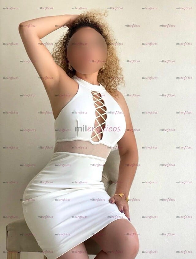 Katya Starshovaning aniq erotikasi Katya Starshovaning aniq erotikasi