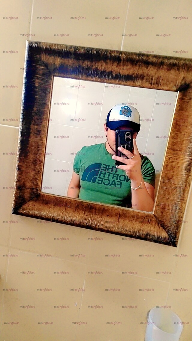 FOTOS DE JOVEN DE 27 CON GANAS DE LLENARTE DE PLACER . DISPONIBLE LLAMA YA.