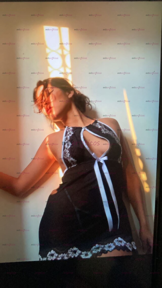 FOTOS DE SOY JOVEN Y UNIVERSITARIA. MASAJES PROFESIONALES. CUERPO D3LGADIT0000