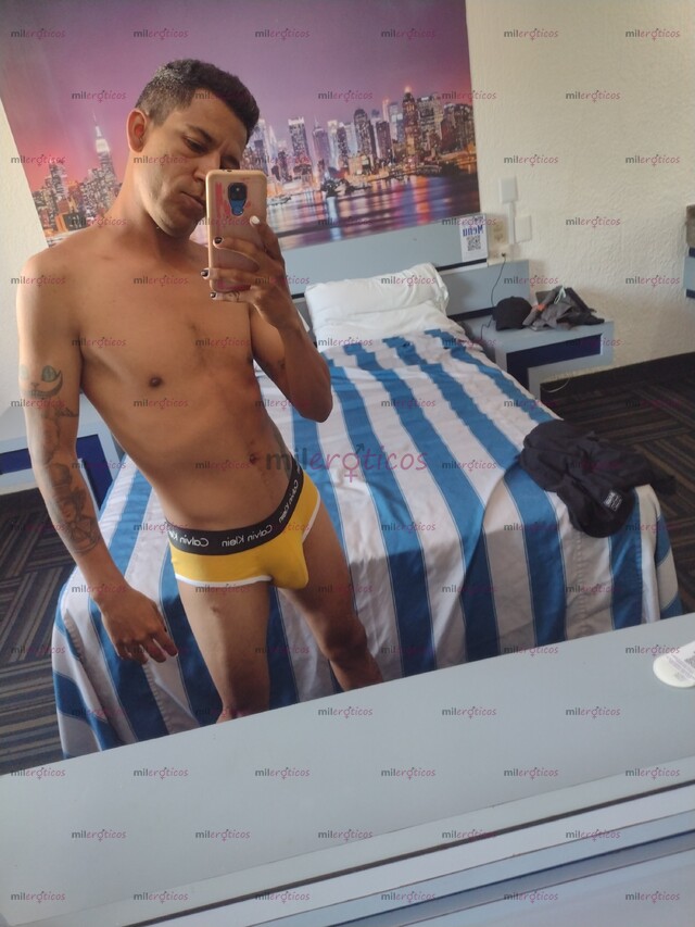 FOTOS DE SOY VENEZOLANO DOTADO 20CTM DE PLACER PARA DARTE VEN Y DISFRUTA DE MI SERVICIO
