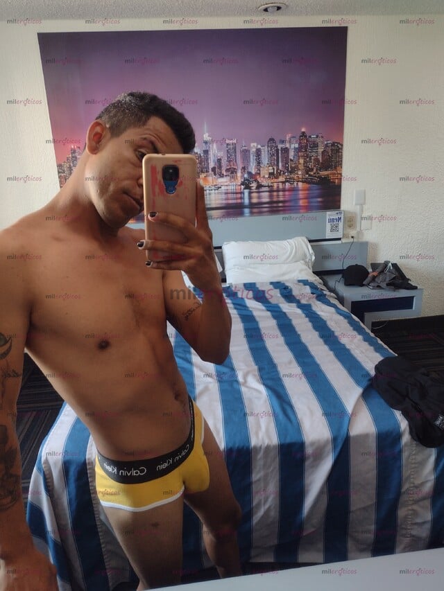 FOTOS DE SOY VENEZOLANO DOTADO 20CTM DE PLACER PARA DARTE VEN Y DISFRUTA DE MI SERVICIO