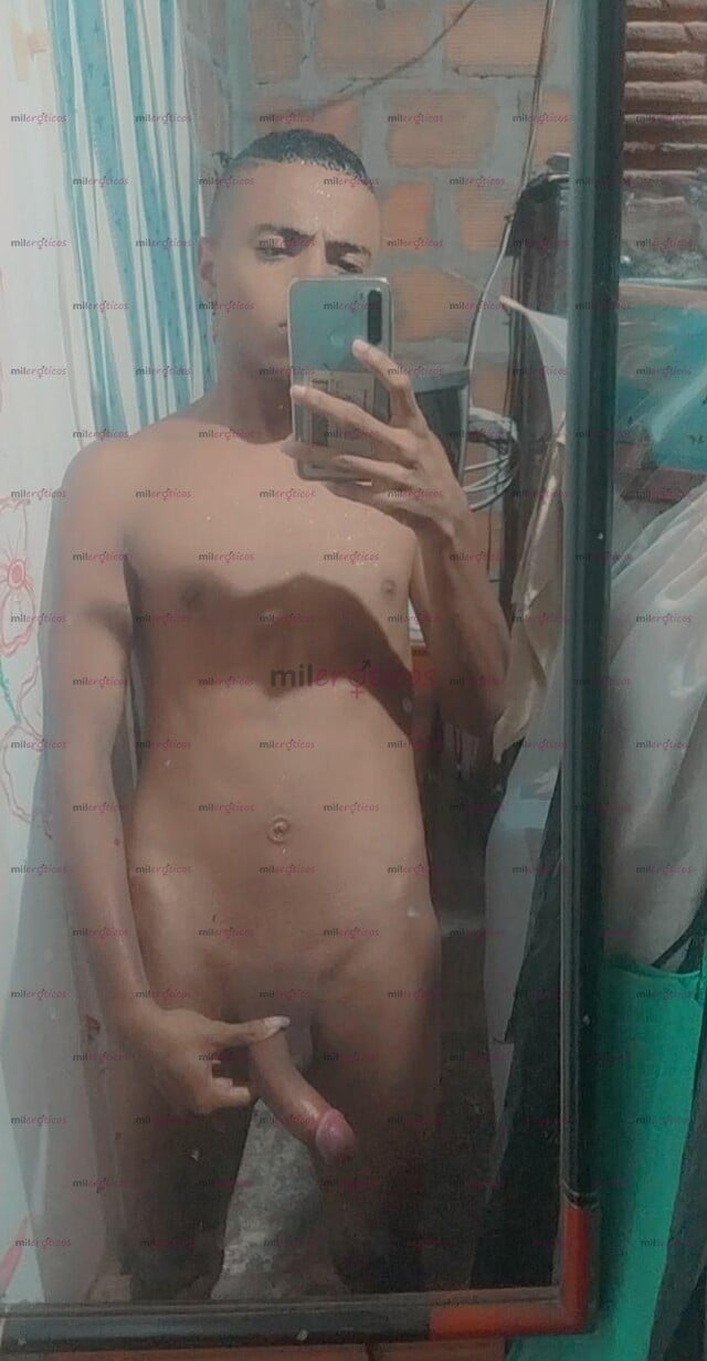 FOTOS DE SOY UN MORENO DEMASIADO ARRECHO Y HAGO LO QUE ME PONGAS HACER
