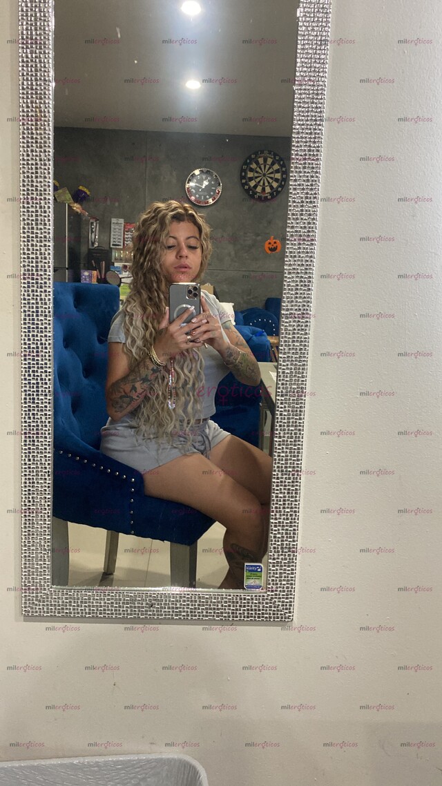 FOTOS DE JADE DIOR CHICA COLOMBIANA SÚPER CACHONDA PARA TI O PARA ELLA EN TU CD