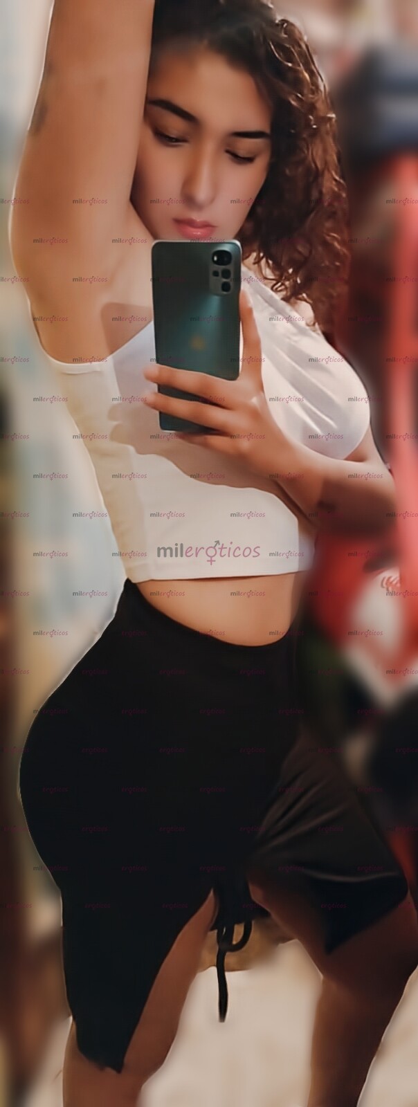 FOTOS DE VANESSA JOVEN LATINA RECIÉN LLEGADA, SIMPÁTICA ELEGANTE DIVERTIDA