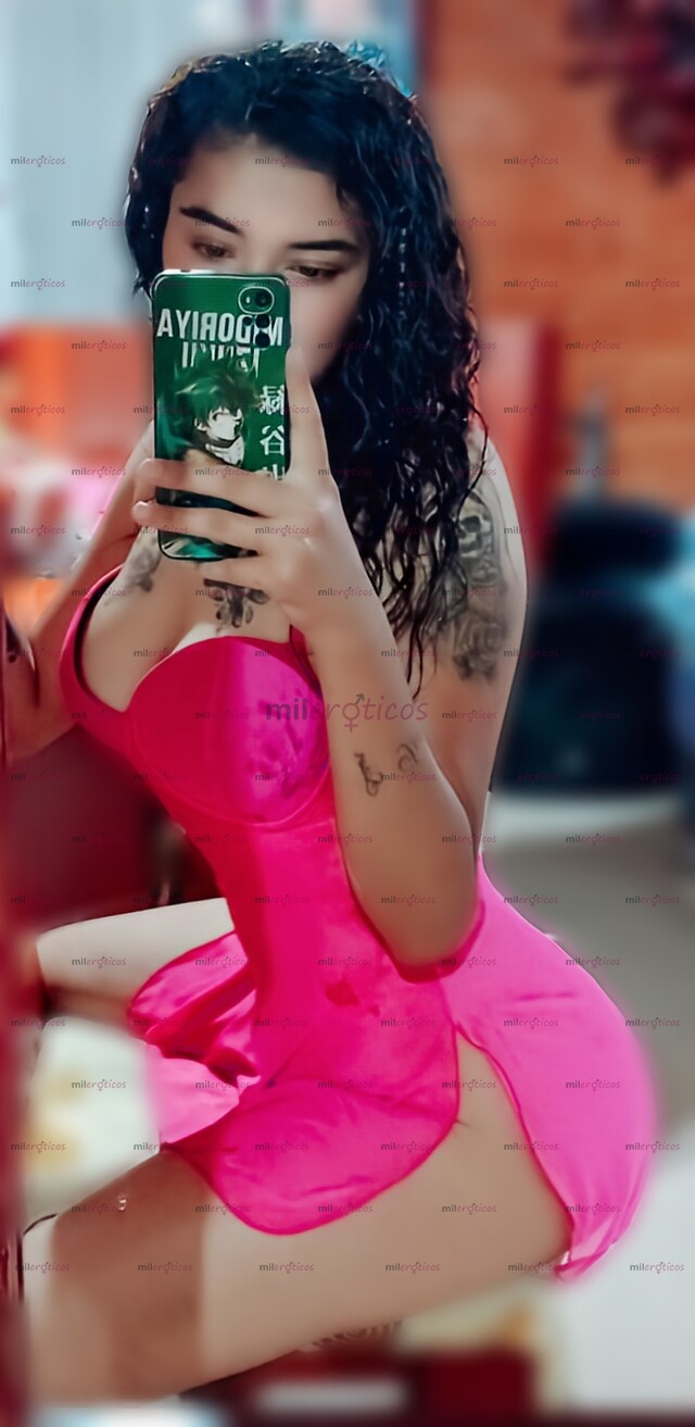 FOTOS DE VANESSA JOVEN LATINA RECIÉN LLEGADA, SIMPÁTICA ELEGANTE DIVERTIDA