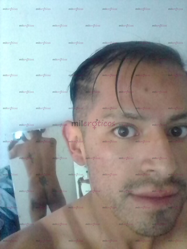 FOTOS DE MACHO TATUADO 27 AÑOS CACHONDO Y ENTRON