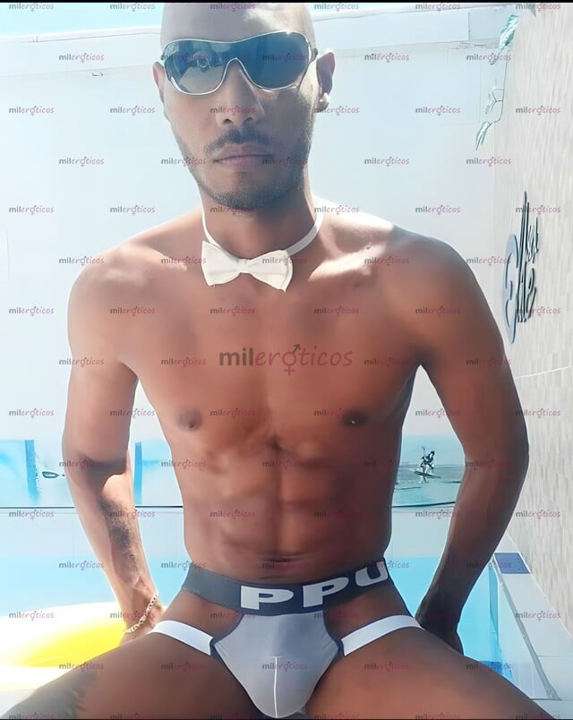 FOTOS DE DEIVIS TU NEGRO RICO VEN Y DESLECHA MIS 22CM O RELAJA TU CUERPO EN MIS MANOS