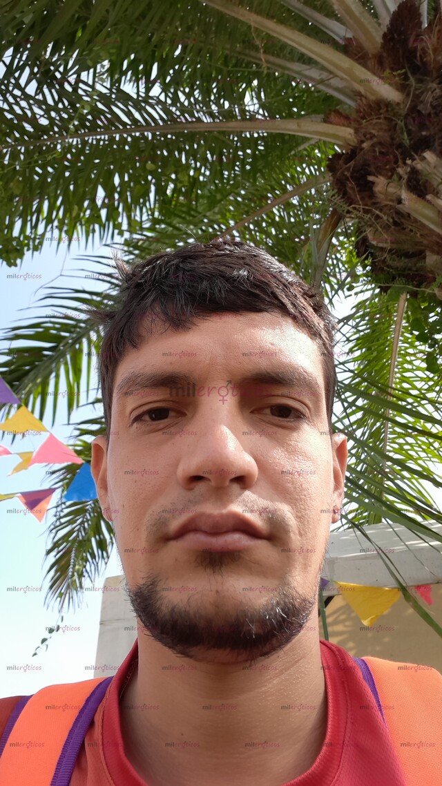 FOTOS DE HOLA SOY DEIVI SOY UN JOVEN DESCOMPLICADO Y DISCRETO