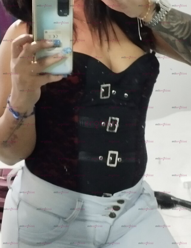 FOTOS DE SERVICIO DE LUJO CON LINDA SCORT SUMISA Y CARIÑOSA SIN LIMITES