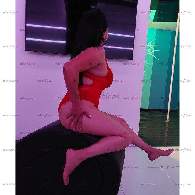 FOTOS DE MAMA SOLTERA Y BIEN CACHONDA EN MIS INSTALACIONES