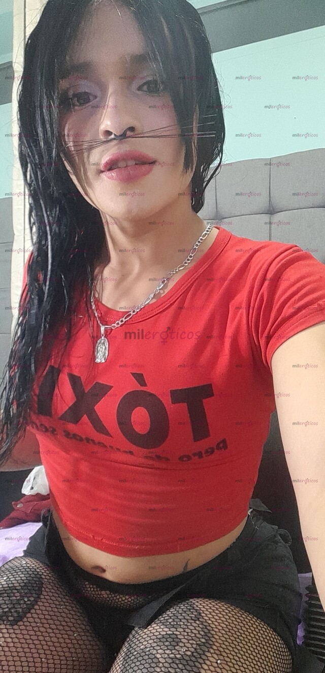 FOTOS DE LINDA CHICA ARRECHITA CON MUCHAS GANAS DE UN BUEN MACHO DOMINANTE