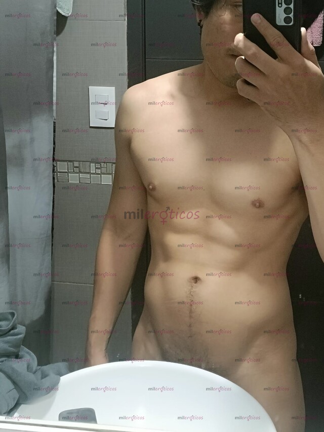 FOTOS DE JOVEN TONIFICADO Y APASIONADO (VENTA DE VIDEOS)