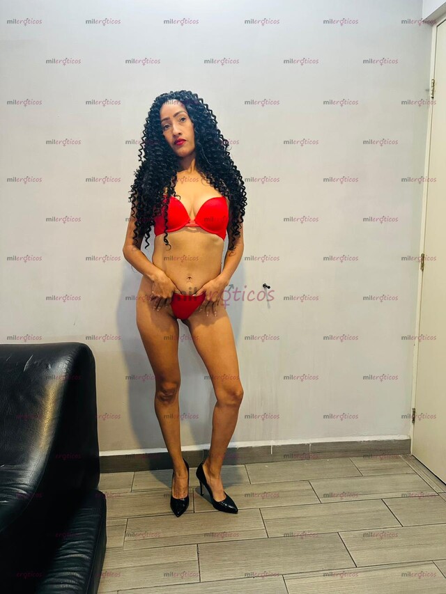 FOTOS DE HERMOSA Y DELGADITA, DEJA QUE MI LENGÚITA TU RECORRA TODO TU RICO PENE