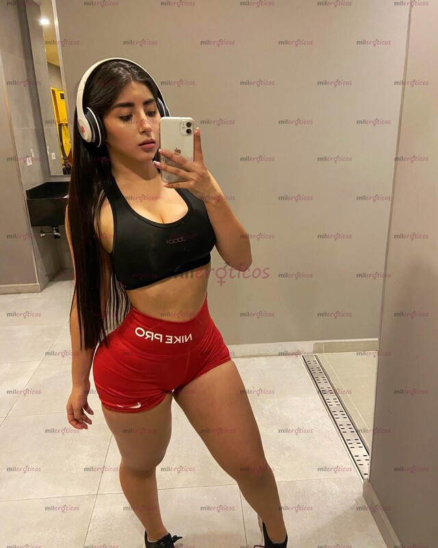 FOTOS DE LINDA COLOMBIANA RECIEN LLEGADA DE CIUDAD CON 21 AÑOS