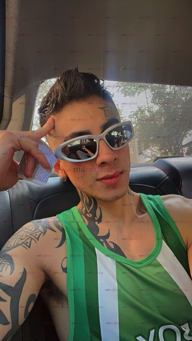 FOTOS DE JOVEN TATUADO SEXY Y CALIENTE YA EN TU CIUDAD