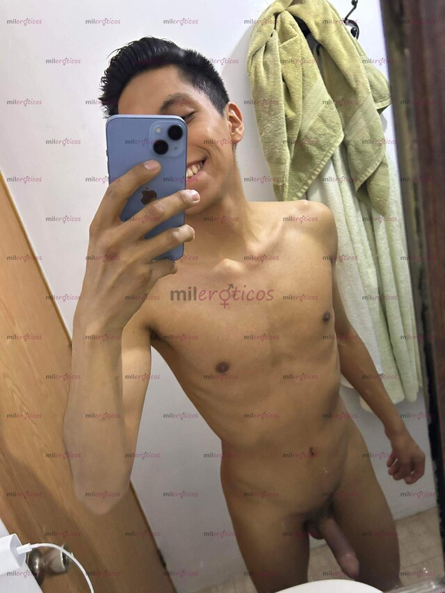 FOTOS DE DANIEL 1.76 M MORENO 22 AÑOS 17 CM DELGADO